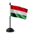 Miniatyrbild 1 av 3: Bordsflagga från Ungern – 14 x 21 cm – Polyester – Svart Plastfot – Pixelforma