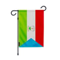 Miniatyrbild 1 av 3: Flagga Trädgård Ekvatorialguinea – 32 x 47.5 cm – Hållbar polyester – Vertikalt format – Utomhus – Pixelforma
