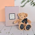 Miniatyrbillede 2 af 4: Peluche - HISTORIE OM EN BJOER - Lys brun bjørn - Unisex - Barn - 25 cm