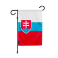Miniatyrbild 1 av 3: Slovakiets Trädgårdsflagga – 32 x 47,5 cm – Hållbar Polyester – Horisontellt Format – Utomhus – Pixelforma