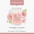 Miniatyrbild 2 av 2: Doftljus - YANKEE CANDLE - Signature Candle - Soy Wax - Double Wick - Rose Doft