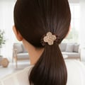 Miniatyrbild 3 av 3: Satin Scrunchie med Glansigt Raffinerad Kaffe Brun Klöver