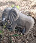 Miniatyrbild 5 av 6: Wudimals - Elefantfigur av trä - K-PLAY