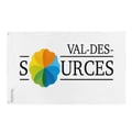 Miniatyrbild 1 av 3: Val-des-Sources flagga – 96 x 144 cm – Hållbar polyester – 2 metallöglor – Inomhus / Utomhus – Pixelforma