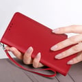 Miniatyrbild 2 av 5: Fodral till Galaxy Z Fold 6 Wallet Magnetic Tab handledsrem Röd