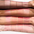 Miniatyrbild 2 av 6: Blush - Soft Glam Baked #010 On Cloud Pink - Rose - Luminös finish - 5,6 g