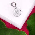 Miniatyrbild 2 av 2: Pendentiv i stål bokstaven N Droppar SCZ1164