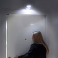 Miniatyrbillede 3 af 4: SHOP-STORY - LED Lampe Uden Ledning Med 360° Drejelig Bevægelsessensor Indendørs Udendørs