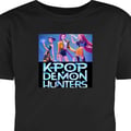 Miniatyrbilde 1 av 3: T-Shirt Kpop Demon Hunters - Koreansk idolband plakat med anime, spill, fantasi, tegneserie, retro stil fanart design Svart Medium
