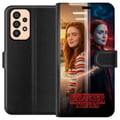 Pikkukuva 1 / 3: Yhteensopiva Lompakkokotelo Samsung Galaxy A33 5G Max Mayfield jaetussa muotokuvassa arkisen valon ja Stranger Things -tyylisen pimeän rinnakkaismaai