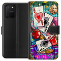 Pikkukuva 1 / 3: Yhteensopiva Lompakkokotelo Samsung Galaxy S10 Lite Lucky Hands -kasino pop art -design, jossa on pelikortteja, noppia ja kirsikoita sekä retrohenkin