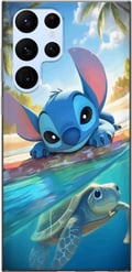 Pikkukuva 1 / 3: Yhteensopiva Puhelinkuori Samsung Galaxy S22 Ultra 5G Stitch kilpikonnalla - söpö sininen avaruusolento trooppisessa rantaympäristössä Disneyn tapaan