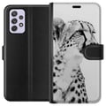 Miniatyrbillede 1 af 3: Kompatibel Tegnebogsetui til Samsung Galaxy A52s 5G Stilrent sort-hvidt nærbillede af en gepard med et roligt blik, elegante markeringer og et ædelt