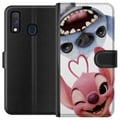 Miniatyrbillede 1 af 3: Kompatibel Tegnebogsetui til Samsung Galaxy A40 Legesyge Stitch og Angel i nærbillede med store grin og hjerteformede detaljer, der skaber en charmer