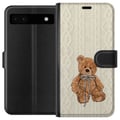 Miniatyrbillede 1 af 3: Kompatibel Tegnebogsetui til Google Pixel 6a Lille Teddy – klassisk teddy i enkel design