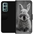 Miniatyrbilde 1 av 3: Kompatibelt Lommeboketui til OnePlus 9 Pro Bedårende kanin i svart-hvitt sitter forfra med munnen åpen som i et gjesp, noe som skaper et sjarmerende,