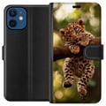 Pikkukuva 1 / 3: Yhteensopiva Lompakkokotelo Apple iPhone 12 mini Leopardinpentu oksalla suurine silmineen luonnon inspiroima viidakkokuvio yksityiskohtainen ja viehä