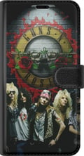 Pikkukuva 3 / 3: Yhteensopiva Lompakkokotelo Apple iPhone 11 Guns N' Roses -yhtye logon edessä, klassinen rock-aihe aidolla 80-luvun tunnelmalla