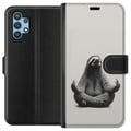 Pikkukuva 1 / 3: Yhteensopiva Lompakkokotelo Samsung Galaxy A32 5G Meditoiva laiskiainen – hurmaava, rauhallinen design, jossa yhdistyvät huumori, rentoutuminen ja su