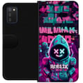 Miniatyrbilde 1 av 2: Kompatibelt Lommeboketui til Samsung Galaxy A03s Neon Gamer kult spillmotiv med hette, neonlys og futuristisk gamingstil