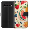 Miniatyrbillede 1 af 3: Kompatibel Tegnebogsetui til Samsung Galaxy S10+ Frugtmønster med vandmelon, citrusfrugter og bær i en legende illustration