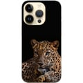 Pikkukuva 1 / 3: Yhteensopiva Puhelinkuori Apple iPhone 14 Pro Tyylikäs leopardi tummassa kontrastissa intensiivisine silmineen – voimakas ja elegantti eläindesign.