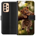 Miniatyrbilde 1 av 3: Kompatibelt Lommeboketui til Samsung Galaxy A53 5G Leopardunge på gren med store øyne naturinspirert jungelmotiv detaljrikt og sjarmerende i varm myk