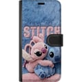 Miniatyrbillede 3 af 3: Kompatibel Tegnebogsetui til Samsung Galaxy S9+ De fluffy Stitch og Angel krammer hinanden på et blødt, pelsagtigt underlag med pastelfarver, der ska