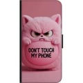 Miniatyrbillede 2 af 2: Kompatibel Tegnebogsetui til Samsung Galaxy A20s Humoristisk lyserød kat med teksten Don’t Touch My Phone – et sjovt og trendy motiv, der passer perf