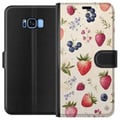 Miniatyrbillede 1 af 3: Kompatibel Tegnebogsetui til Samsung Galaxy S8 Sommerligt bærmønster med jordbær, blåbær og blomster i akvarel – trendy og frisk design, der passer t