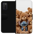 Miniatyrbilde 1 av 2: Kompatibelt Lommeboketui til Samsung Galaxy A03s Søt og trygg illustrasjon med fantasifigur omgitt av bamser i varm stil
