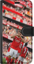 Pikkukuva 3 / 3: Yhteensopiva Lompakkokotelo Apple iPhone 11 Arsenal-kuvitus – Martin Ødegaard jalkapallopaidassa, maalijuhlan design