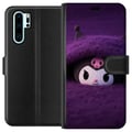 Miniatyrbillede 1 af 3: Kompatibel Tegnebogsetui til Huawei P30 Pro Kuromi-inspireret figur i et lilla, fluffy fantasymiljø med mystisk kawaii-stemning