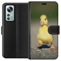 Pikkukuva 1 / 3: Yhteensopiva Lompakkokotelo Xiaomi 12 Keltainen ankanpoikanen kävelee tiellä, pehmeä luonnollinen sävy, söpö ilme ja viehättävä kevätaiheinen kuva-ai