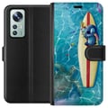 Pikkukuva 1 / 3: Yhteensopiva Lompakkokotelo Xiaomi 12 Stitch lepää surffilaudalla turkoosissa vedessä kesäiseen tyyliin