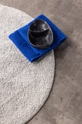 Miniatyrbillede 3 af 5: Grå Rund Badeværelsesmåtte i 100% Bomuld 60 cm