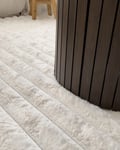 Miniatyrbillede 3 af 6: Rabbit Stripe Offwhite Pelsmåtte 160x230 cm