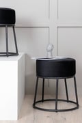 Miniatyrbild 2 av 6: Sittpuff Thistmerey High Svart