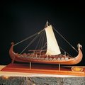 Miniatyrbilde 1 av 4: Amati - Viking Longboat 1:50