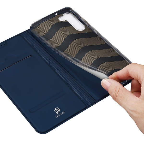 Samsung S23 FE Flip Case Skin Pro korttilokerolla - Sininen