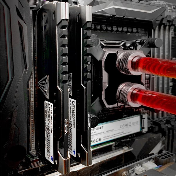 Patriot Memory Viper Steel PVS48G360C8 muistimoduuli 8 GB 1 x 8 GB DDR4 3600 MHz