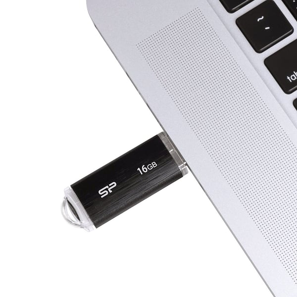 Silicon Power Ultima U02 USB-muistitikku 16 Gt USB Type-A 2.0 Musta