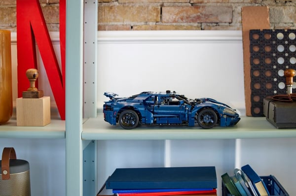 LEGO TECHNIC 42154 FORD GT (2022)