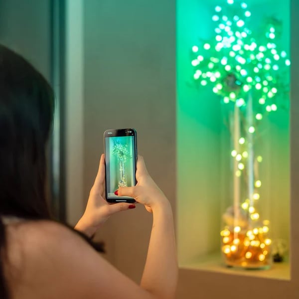 Twinkly Candies – 100 helmenmuotoista RGB LED-valoa. Vihreä kaapeli. USB-C