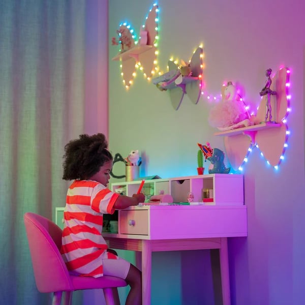 Twinkly Candies – 100 helmenmuotoista RGB LED-valoa. Vihreä kaapeli. USB-C