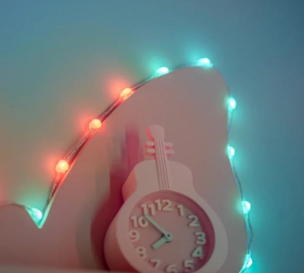 Twinkly Candies – 100 stearinlysformede RGB LED-lys. Grønt kabel. USB-C