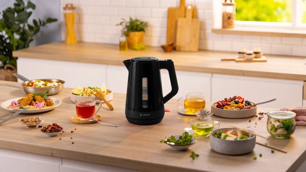 Bosch TWK1M123 vattenkokare 1,7 l 2400 W svart