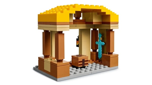 LEGO MINECRAFT 21273 Kummitusilmapallokylän hyökkäys