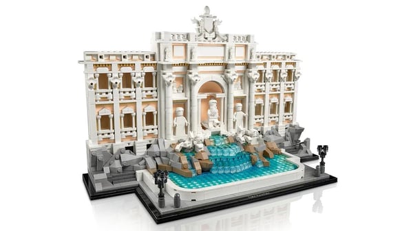 LEGO ARCHITECTURE 21062 Trevin suihkulähde