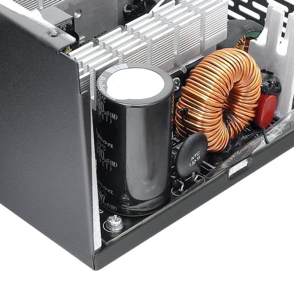 Thermaltake Smart BX1 strømforsyning 650 W 24-bens ATX ATX Sort